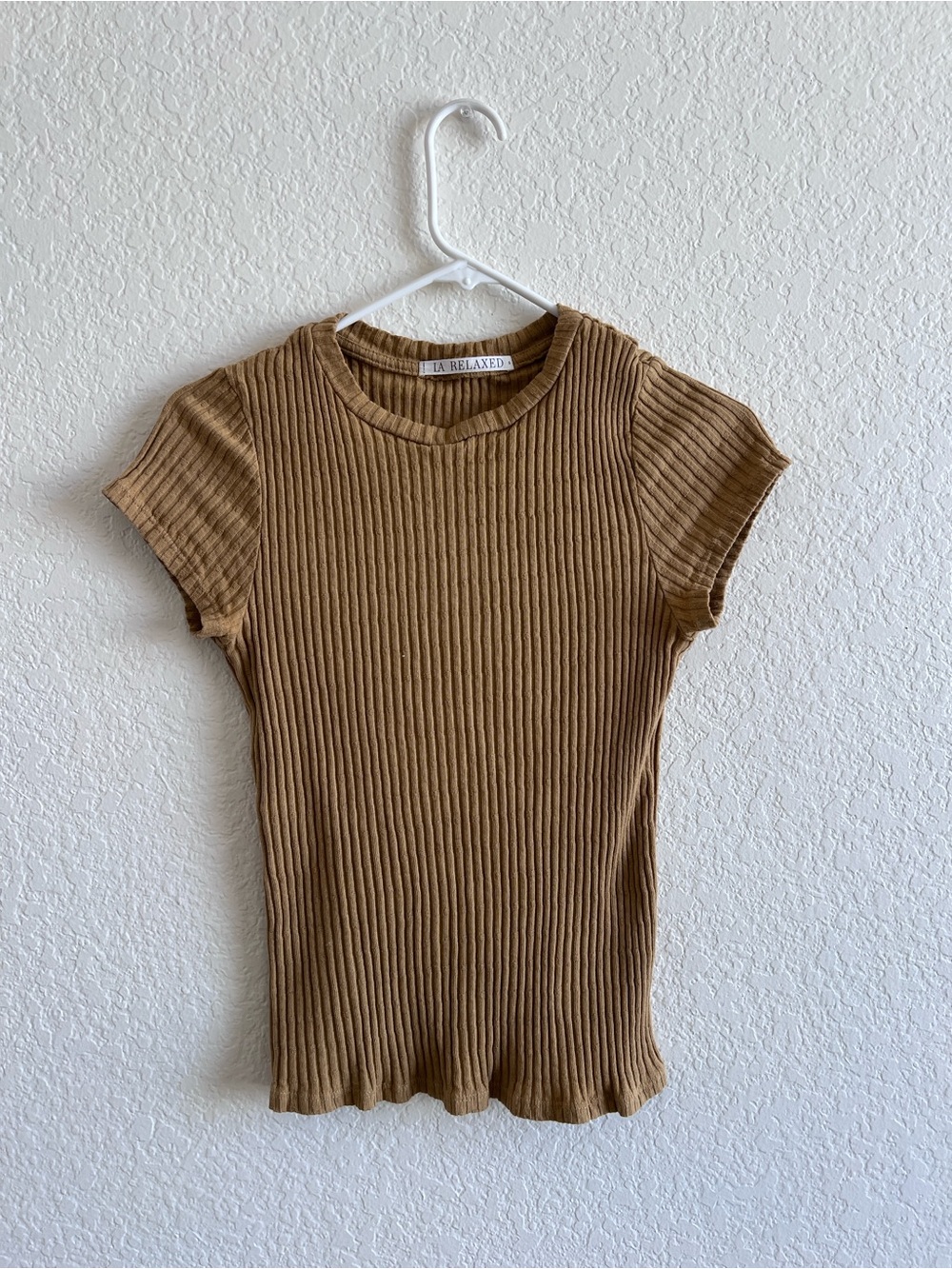 LA Relaxed Ribbed Short Sleeve Tee in Camel Tan